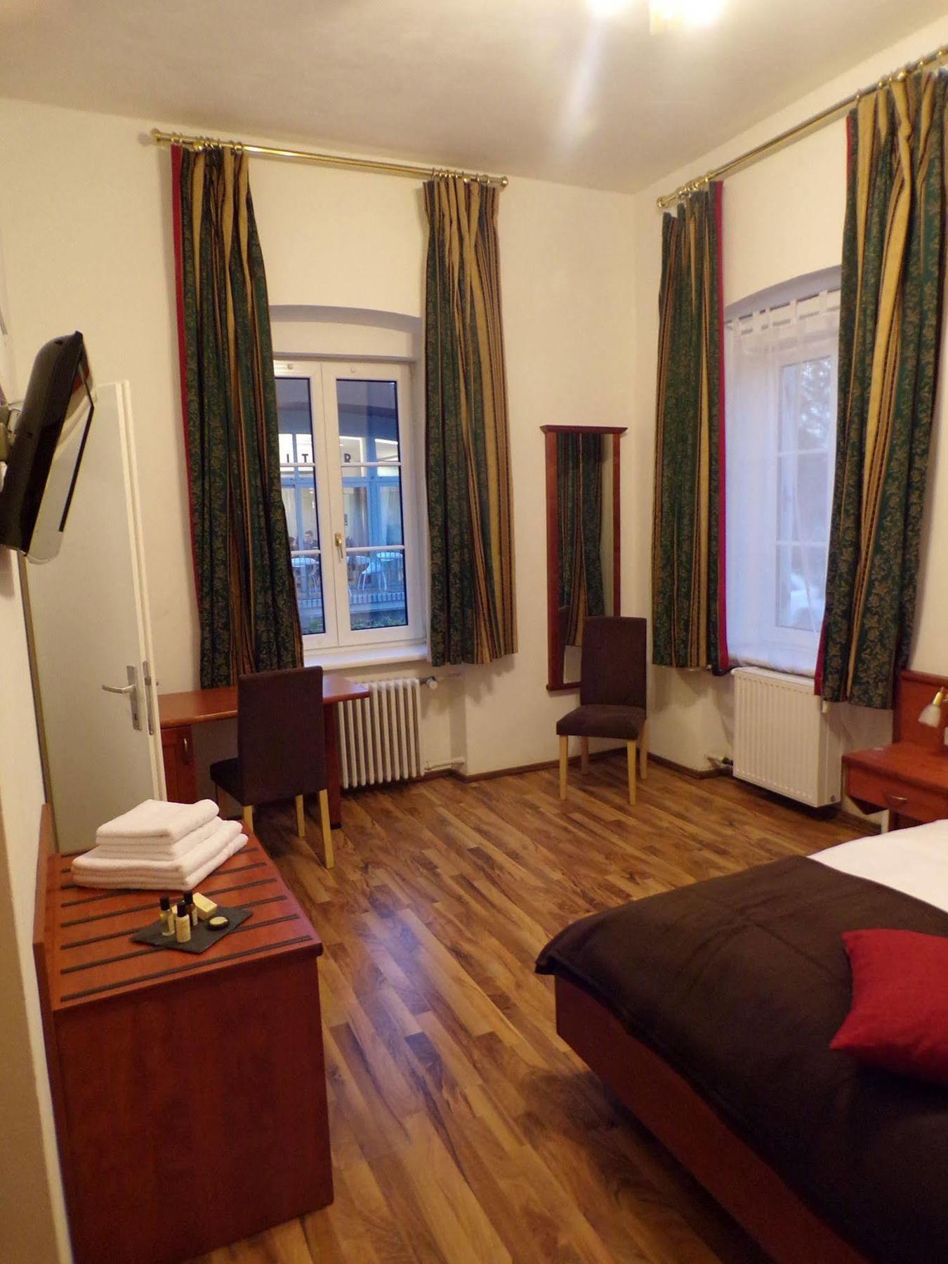 Gaestehaus Residenz Lapeiner Pörtschach am Wörthersee Екстериор снимка