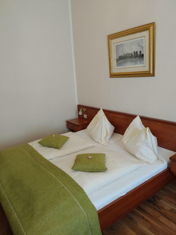 Gaestehaus Residenz Lapeiner Pörtschach am Wörthersee Екстериор снимка