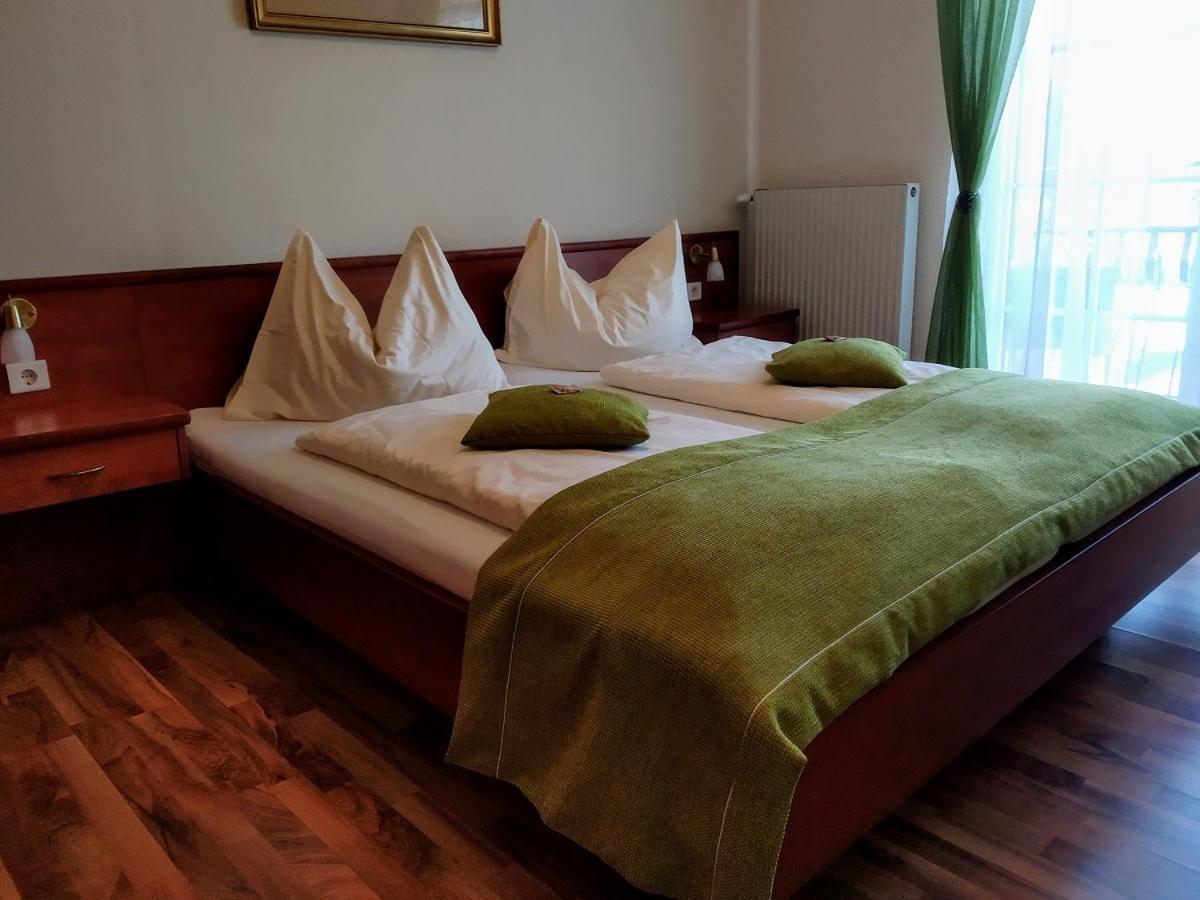 Gaestehaus Residenz Lapeiner Pörtschach am Wörthersee Екстериор снимка